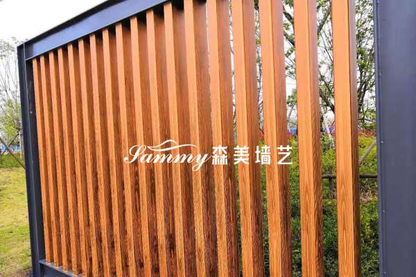 阜陽(yáng)市經(jīng)濟(jì)開發(fā)區(qū)名仕豪園鋼構(gòu)廊架項(xiàng)目