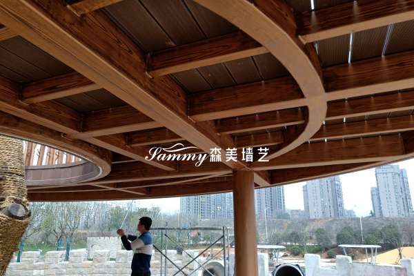 南京浦口區(qū)中交綿蘭會d15路總站鋼構(gòu)異性木紋漆